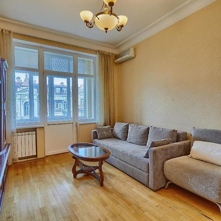 Apartment Near Lva Tolstoho Square Kiev Exterior foto