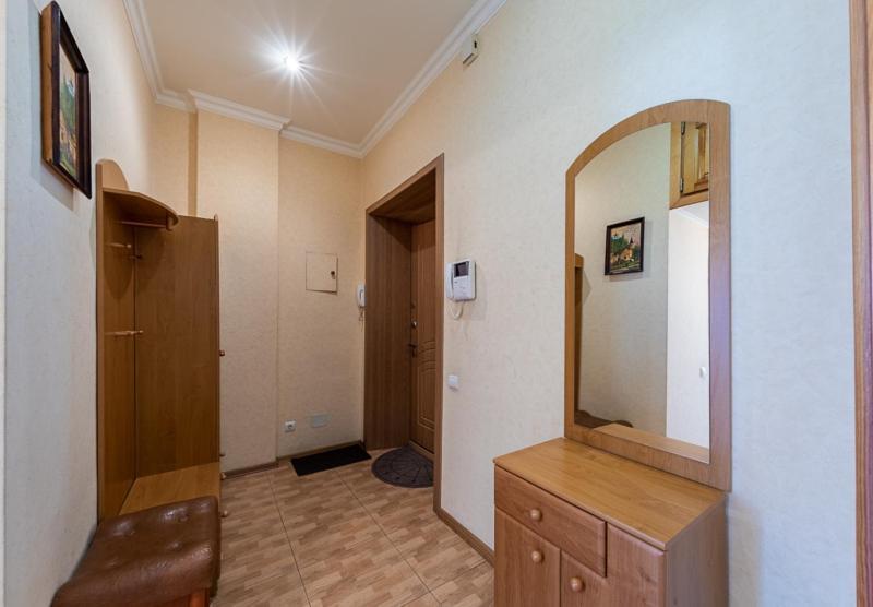 Apartment Near Lva Tolstoho Square Kiev Exterior foto