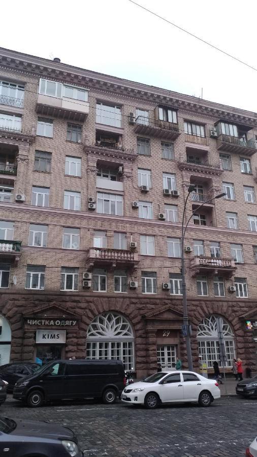 Apartment Near Lva Tolstoho Square Kiev Exterior foto